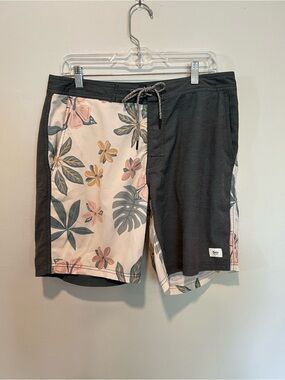 Katin Floral Colorblock Board Shorts Men’s Size 32 Tropical Swim Trunks